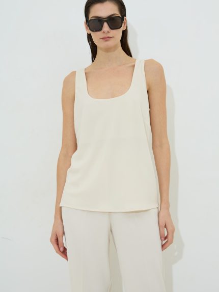 Gemma Crepe Top – Vanilla/Black