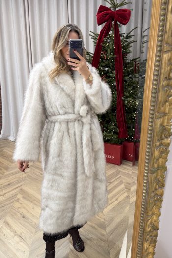 Lapland Fur – White - Image 3