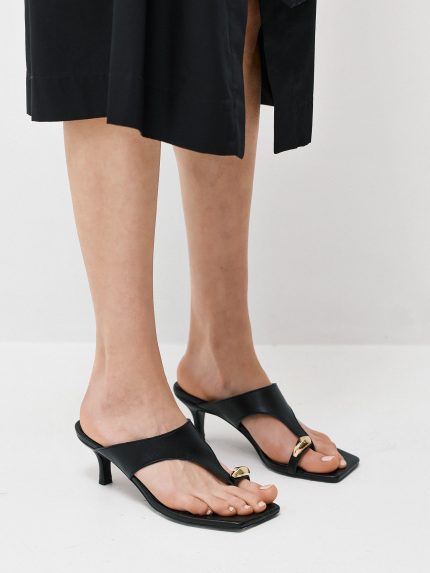 Nelly Mules – Black